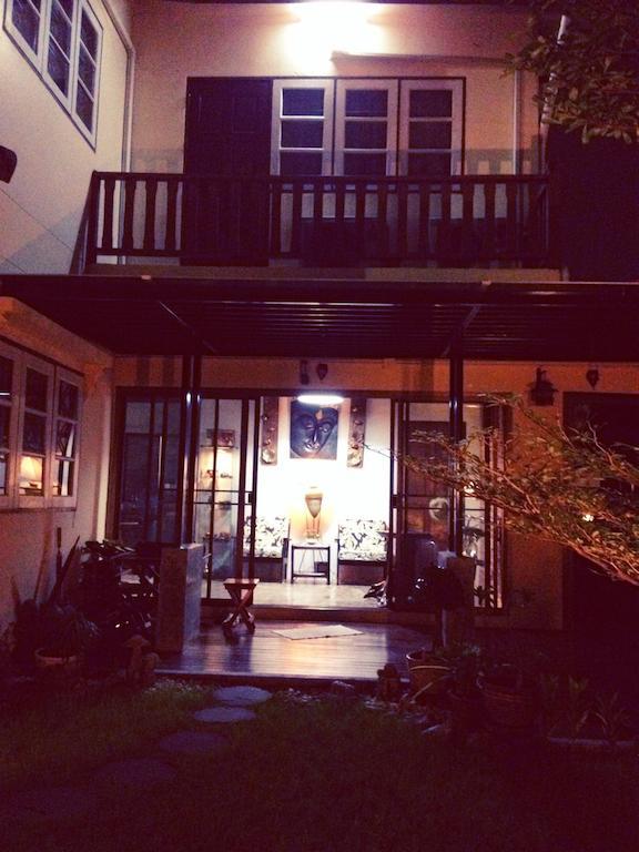 Mon Lodge & Yoga Donmueang Bangkok Luaran gambar