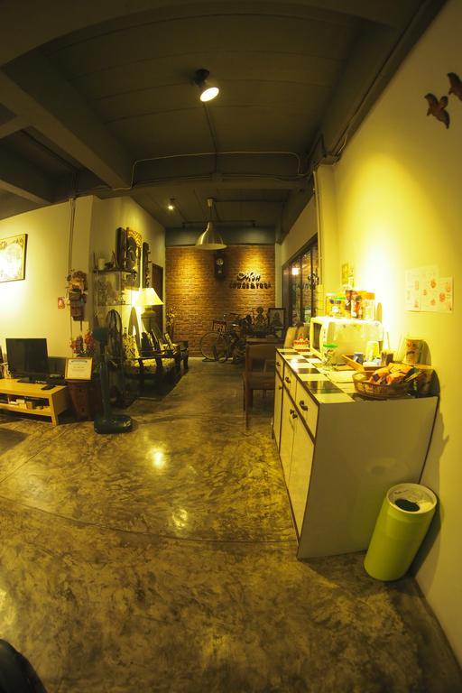 Mon Lodge & Yoga Donmueang Bangkok Luaran gambar