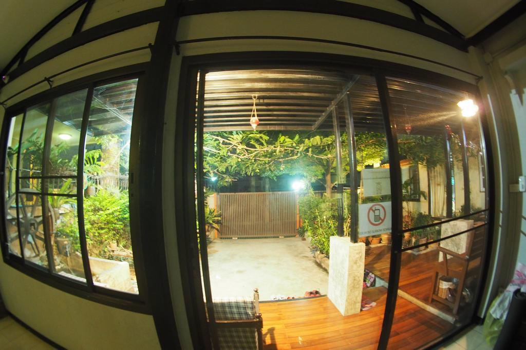 Mon Lodge & Yoga Donmueang Bangkok Luaran gambar