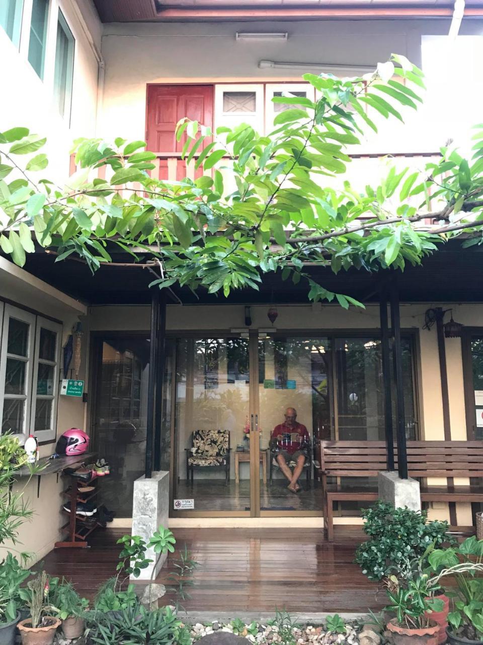 Mon Lodge & Yoga Donmueang Bangkok Luaran gambar