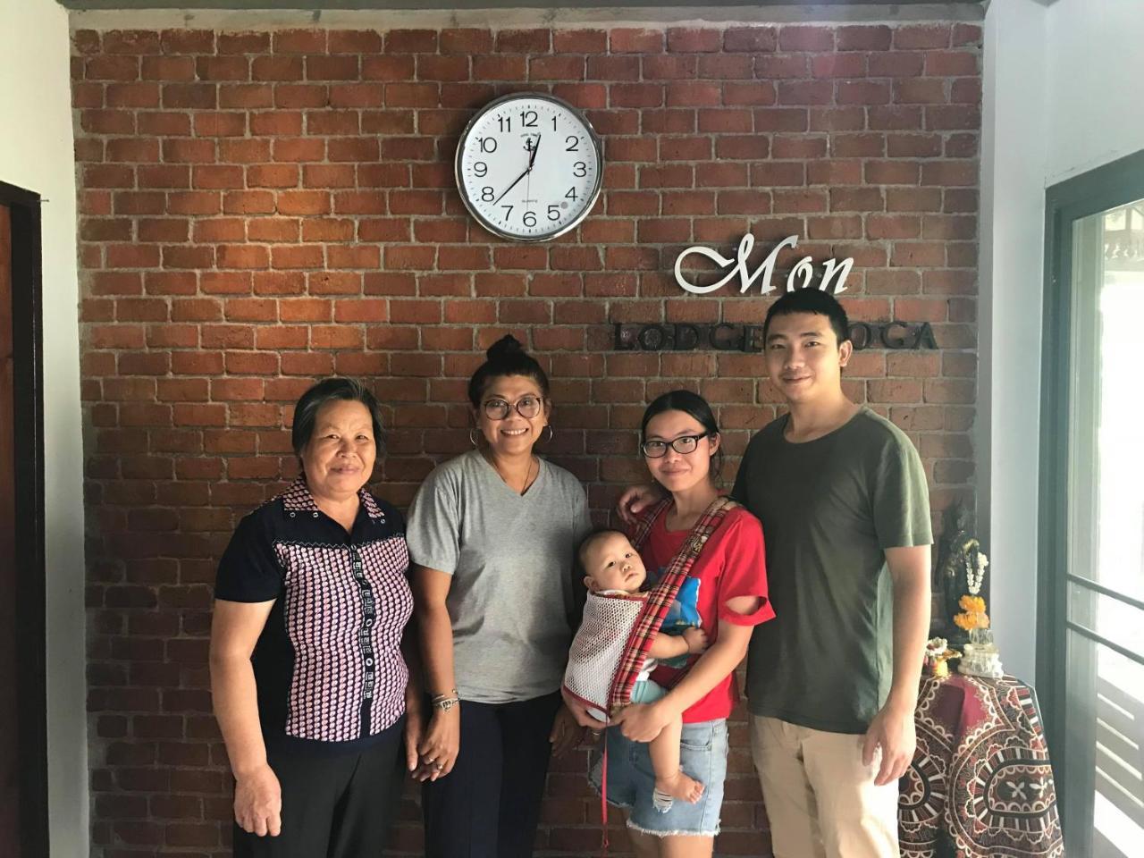 Mon Lodge & Yoga Donmueang Bangkok Luaran gambar