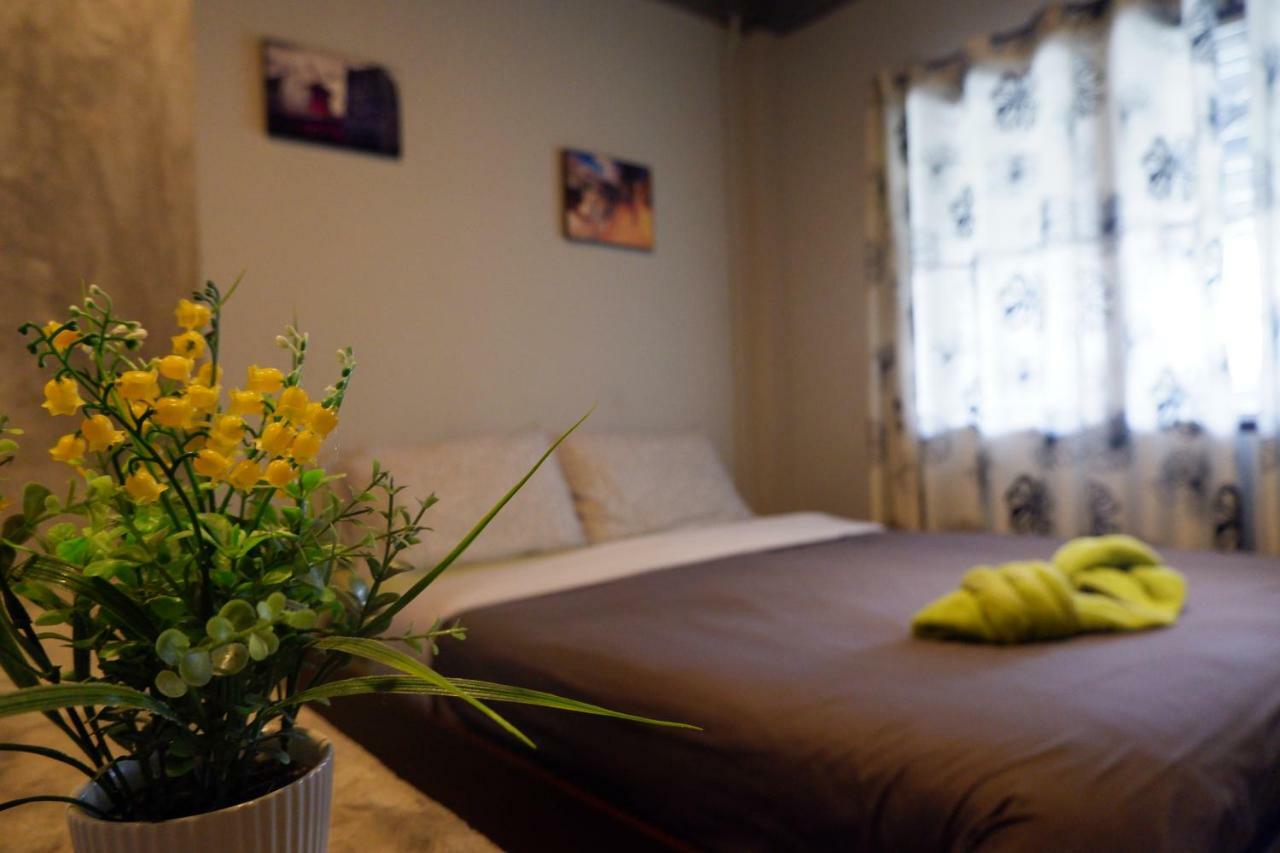 Mon Lodge & Yoga Donmueang Bangkok Luaran gambar